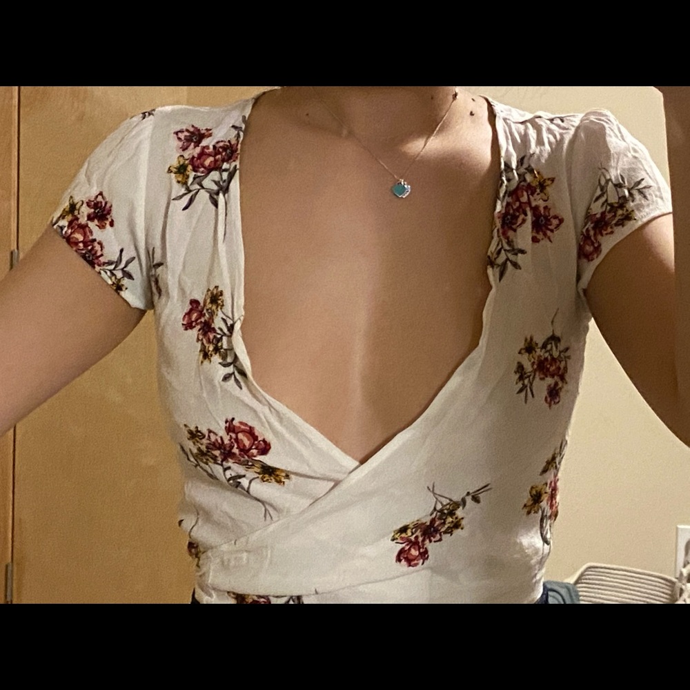 Floral wrap top